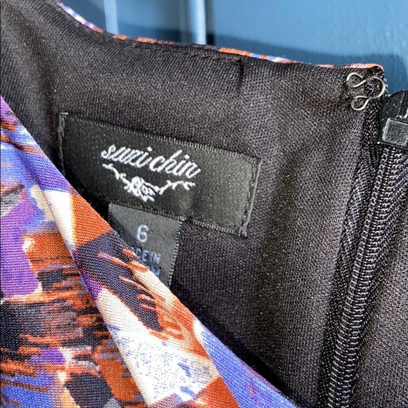 Dress - Picture 2 of 6